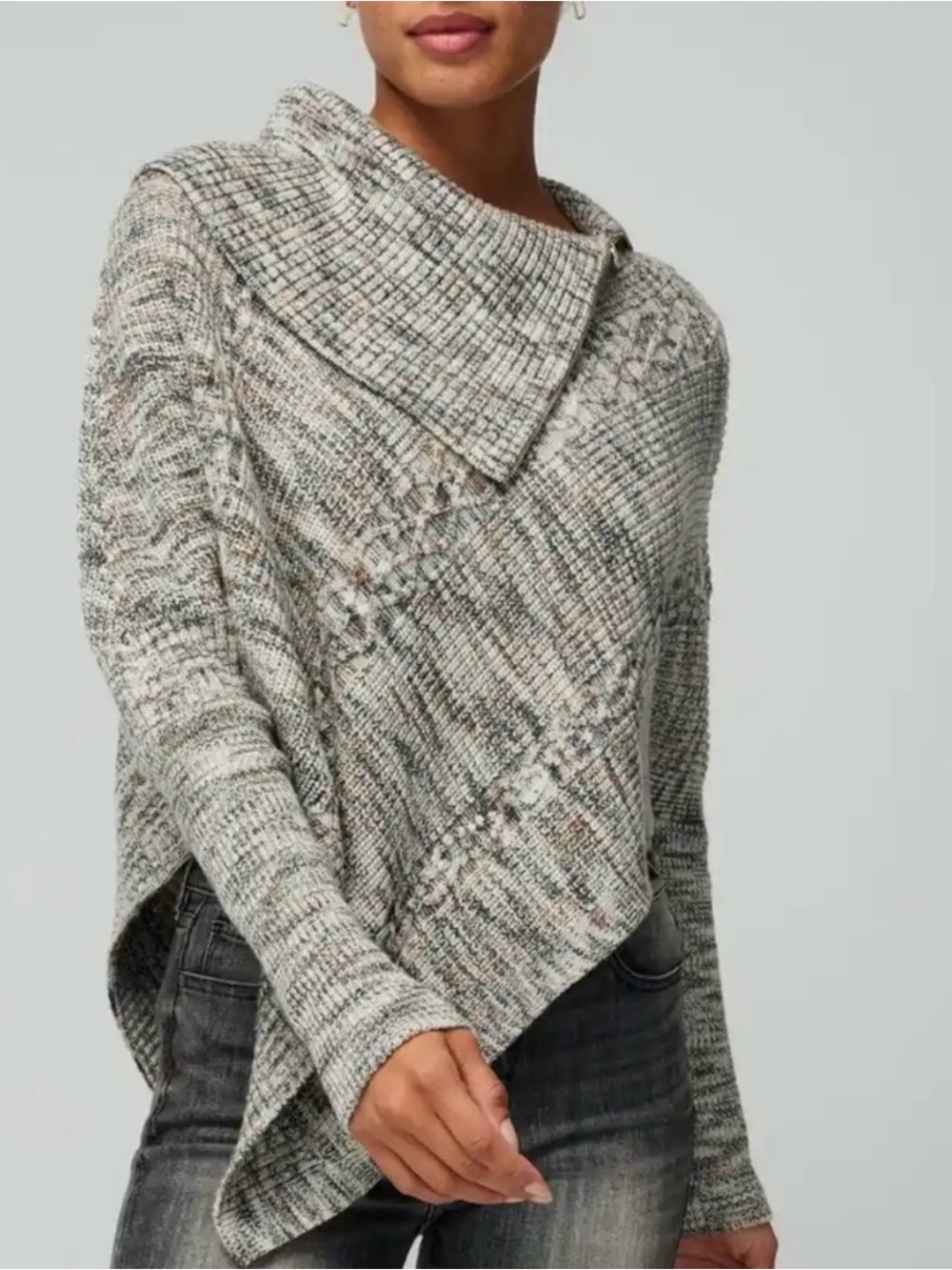 WHITE HOUSE BLACK MARKET PONCHO SWEATER with Raglan Sleeves in ML w zipper.